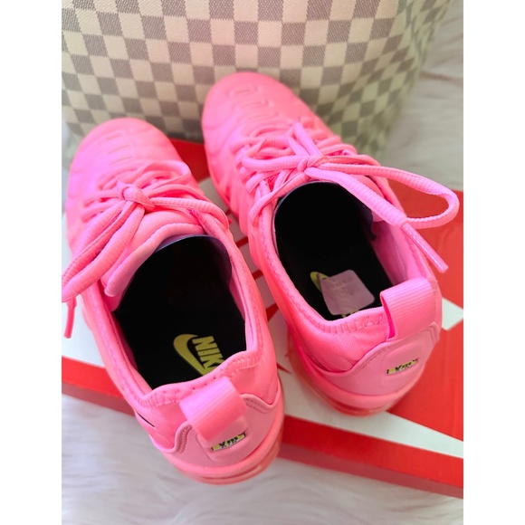 💖Nike VaporMax Plus💖 - Picture 4 of 7
